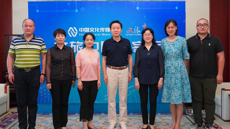 深圳vi设计公司定制服务：打造品牌形象的秘密武器